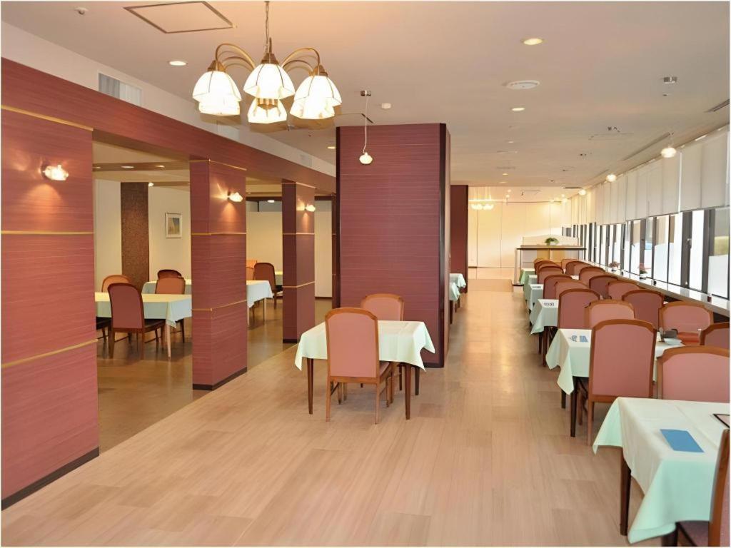 Tateyama Kokusai Hotel Toyama Station Buitenkant foto